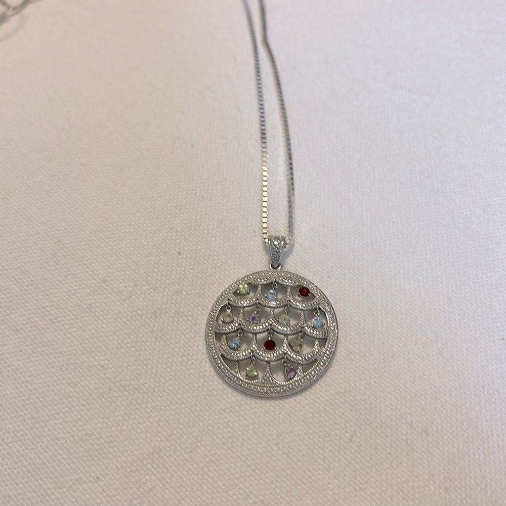 NWT JC Penny 24 Inch Sterling Silver Circle Pendant 24 inch box chain